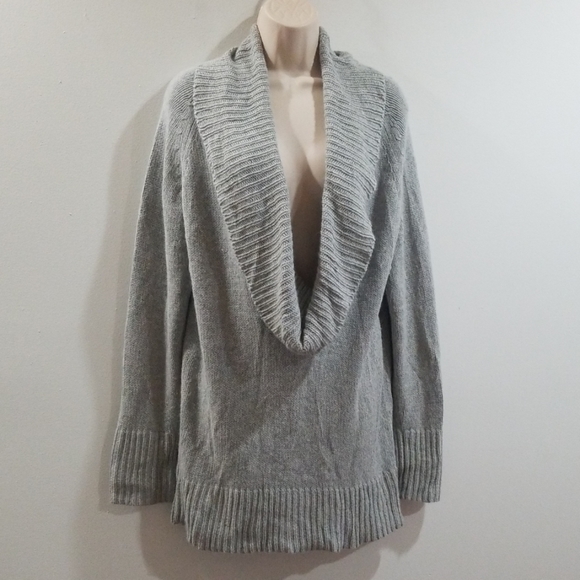 Old navy women's gray XL cowl neck sweater - Picture 4 of 8